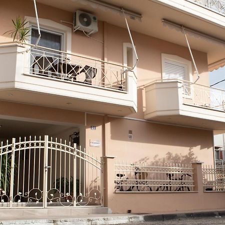 Mesolóngion Langi Apartments מראה חיצוני תמונה
