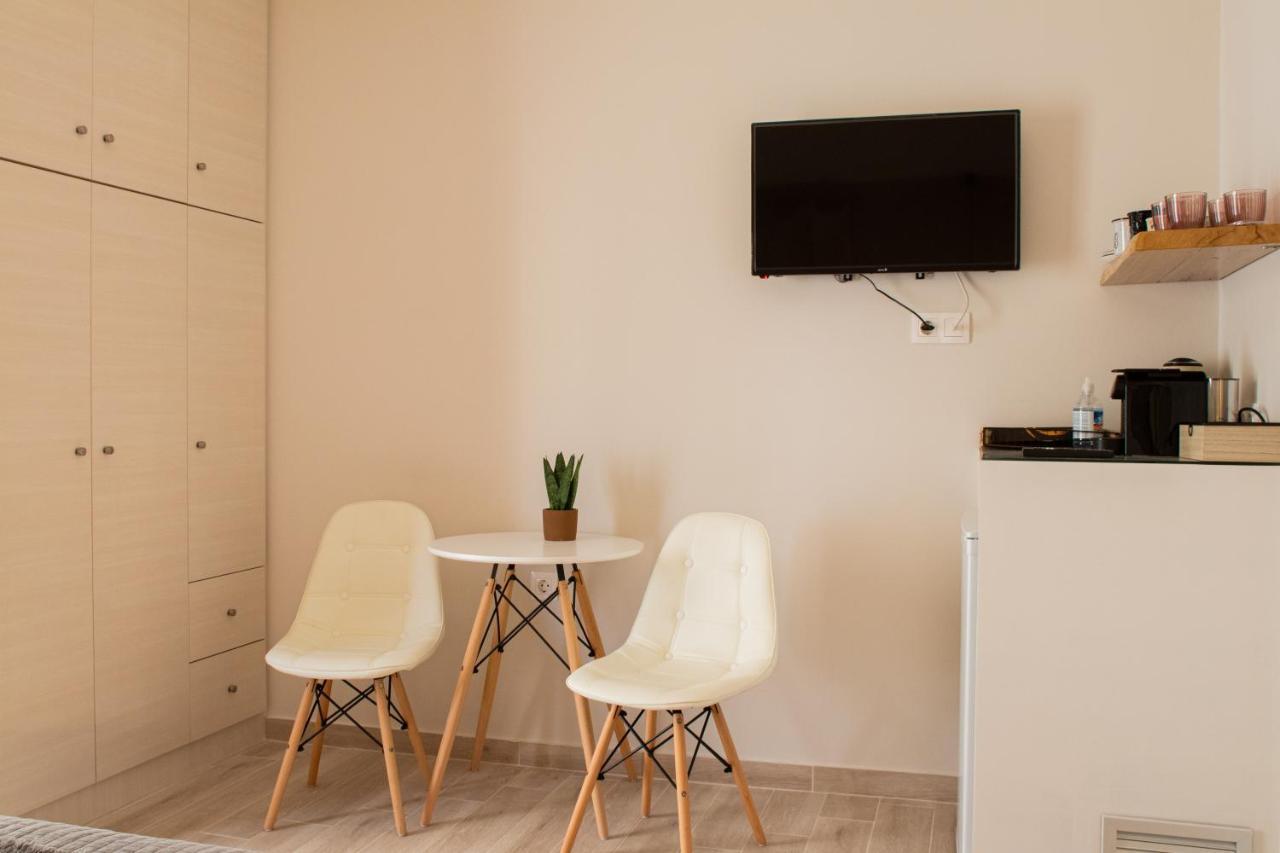 Mesolóngion Langi Apartments מראה חיצוני תמונה