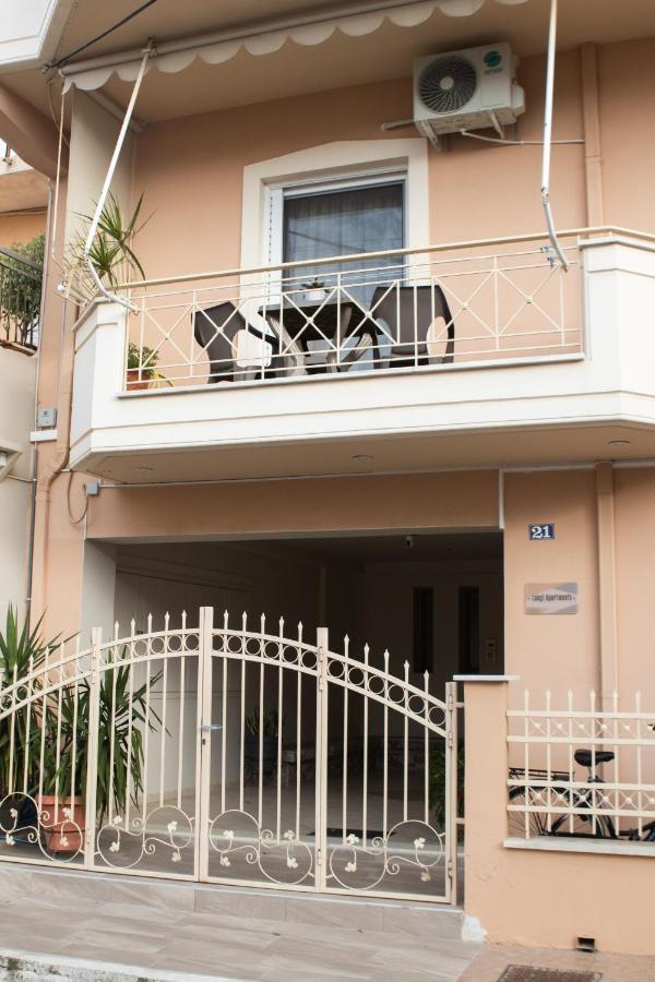 Mesolóngion Langi Apartments מראה חיצוני תמונה
