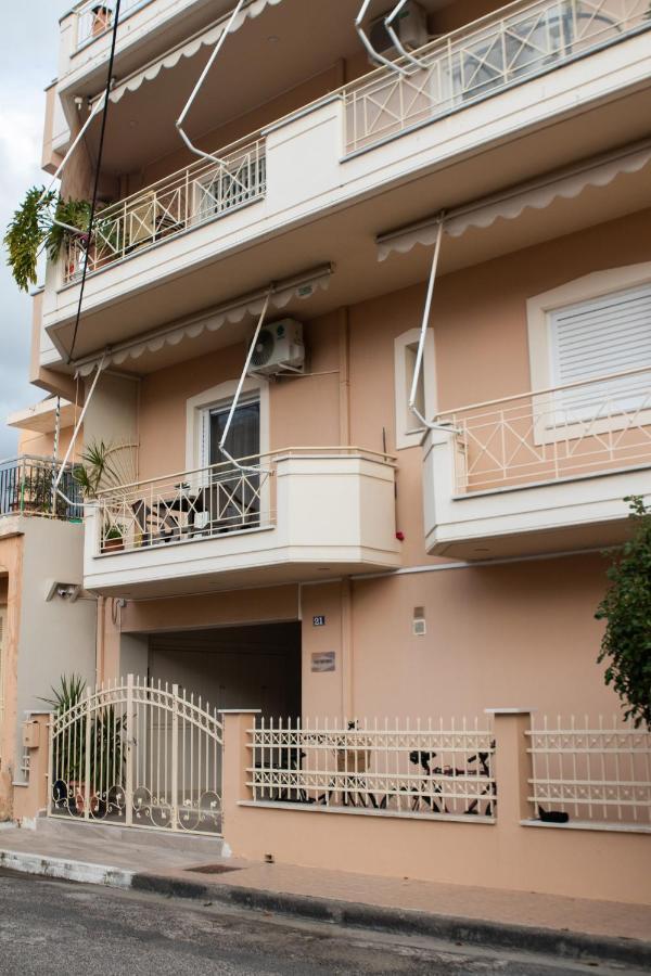 Mesolóngion Langi Apartments מראה חיצוני תמונה